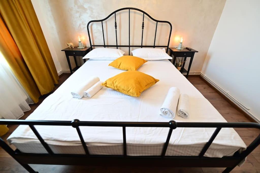 Flh - Apartament Damar Сібіу Екстер'єр фото